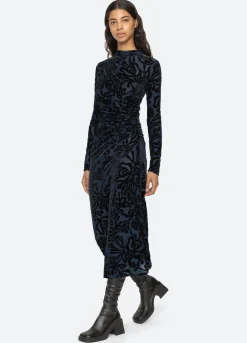 Dresses><noscript><img width=