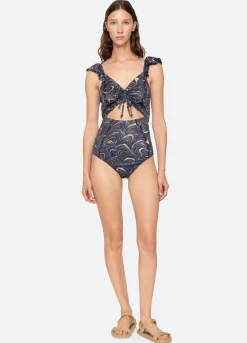 Swimwear><noscript><img width=