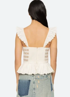 Tops><noscript><img width=