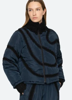 Outerwear><noscript><img width=