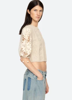 Sweaters|Tops><noscript><img width=