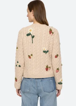 Sweaters|Tops><noscript><img width=
