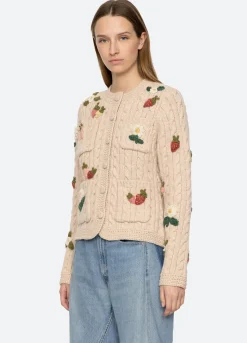 Sweaters|Tops><noscript><img width=