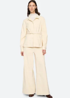 Outerwear><noscript><img width=