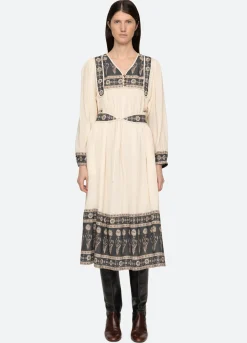 Dresses><noscript><img width=