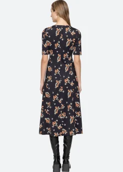 Dresses><noscript><img width=