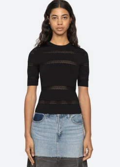 Sweaters|Tops><noscript><img width=