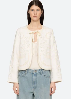 Outerwear><noscript><img width=