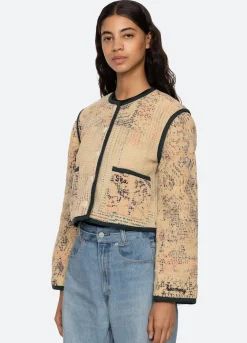 Outerwear><noscript><img width=