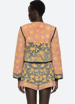Outerwear><noscript><img width=