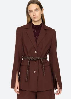 Outerwear><noscript><img width=
