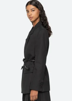 Outerwear><noscript><img width=