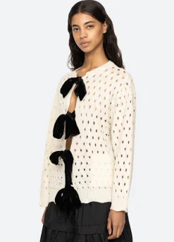 Sweaters|Tops><noscript><img width=