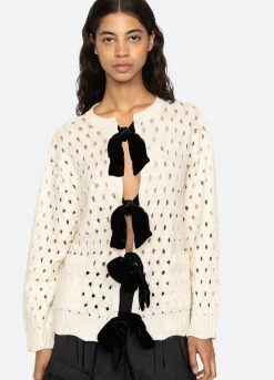 Sweaters|Tops><noscript><img width=
