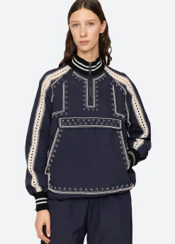 Outerwear><noscript><img width=
