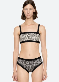 Swimwear><noscript><img width=