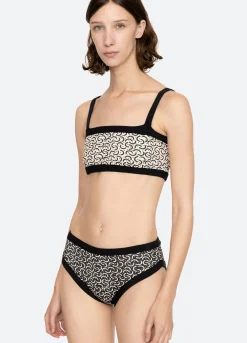 Swimwear><noscript><img width=