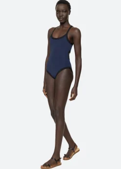 Swimwear><noscript><img width=