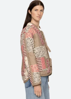 Outerwear><noscript><img width=