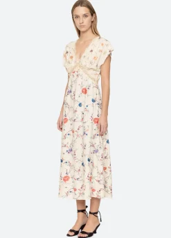 Dresses><noscript><img width=