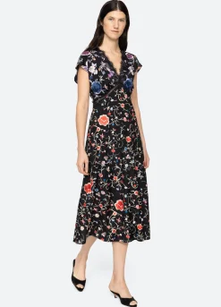 Dresses><noscript><img width=