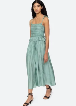 Dresses><noscript><img width=