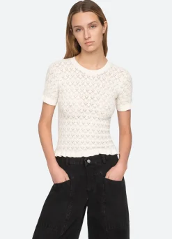 Sweaters|Tops><noscript><img width=