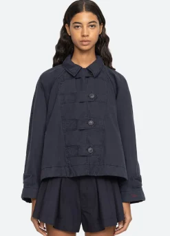 Outerwear><noscript><img width=