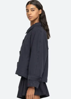Outerwear><noscript><img width=
