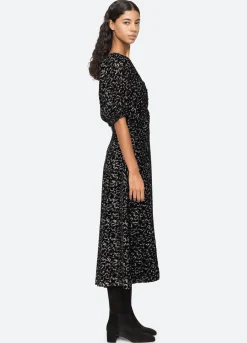 Dresses><noscript><img width=