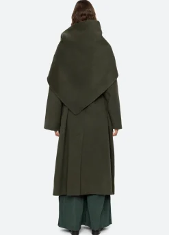 Outerwear><noscript><img width=