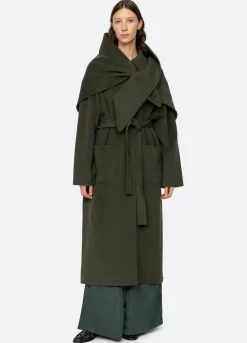 Outerwear><noscript><img width=